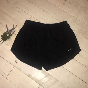 Nike Tempo Short Black On Black